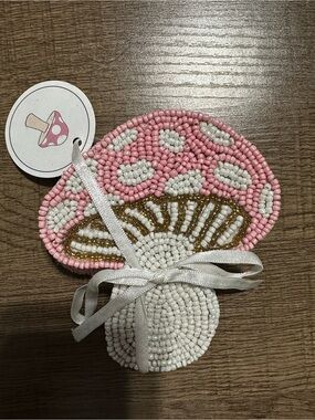 Beaded Mushroom Coaster Set — Pink & White